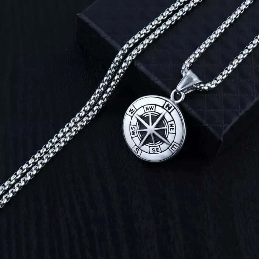 THE MEN THING Alloy Compass Pendant with Pure Stainless Steel 24inch Chain for Men, American trending Style - Round Box Chain & Pendant for Men & Boy