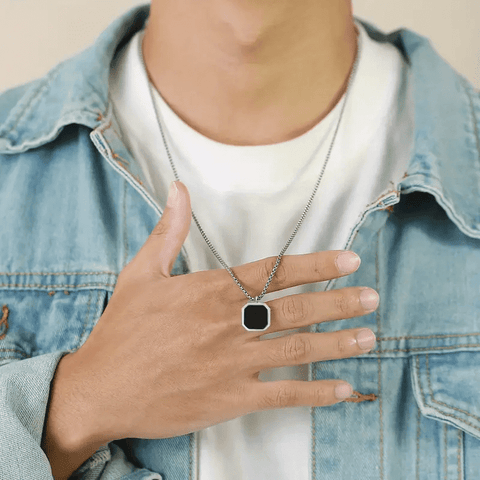OCTAGON GEO - Alloy Pendant with Black Stone & Stainless Steel 24inch Round Box Chain, American trending Style for Men & Boy
