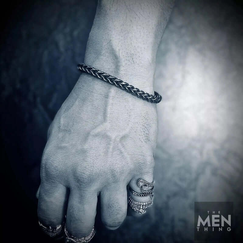 THE MEN THING 5mm - 6mm Pure Stainless Steel Franco Link Chain Bracelet, American trending - Biker Punk Style Bracelet for Men & Boys (8 inch)