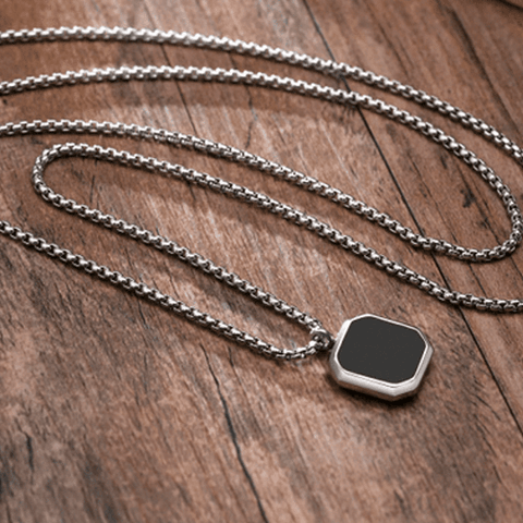 OCTAGON GEO - Alloy Pendant with Black Stone & Stainless Steel 24inch Round Box Chain, American trending Style for Men & Boy