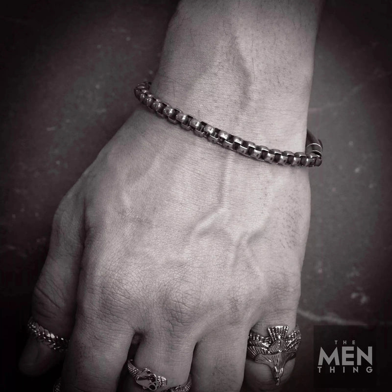 Black king bracelet for men for boys Pack of 01