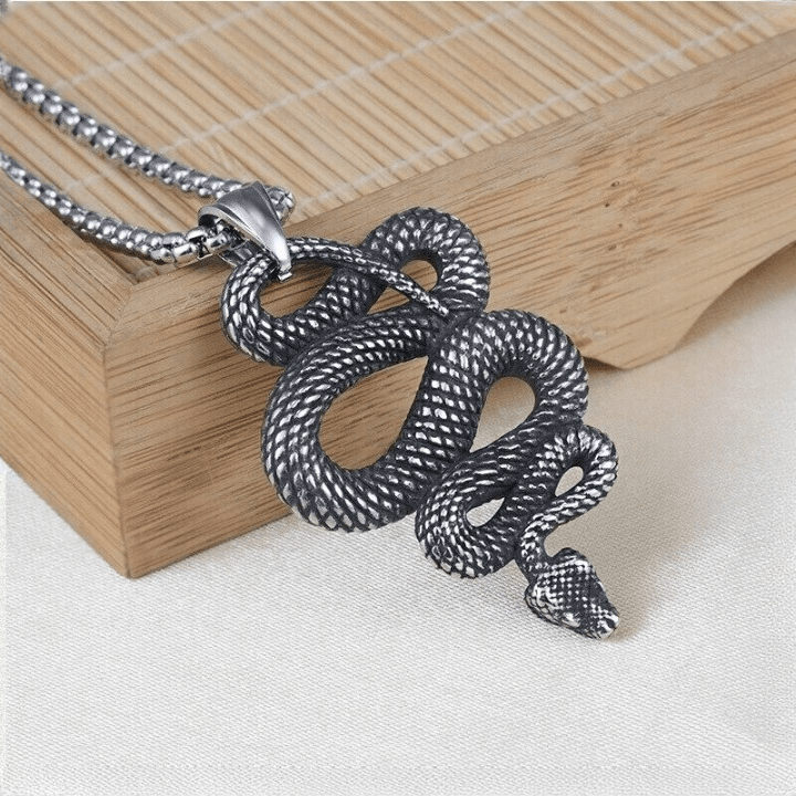 SILVER GUARDIAN SNAKE - Pure Titanium Steel Pendant with 24inch Round Box Chain for Men & Boys